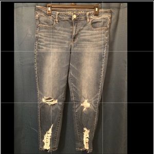 American Eagle Crop Jeans (Stretch)
